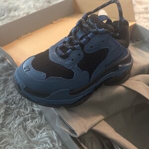 Balenciaga Toddler sneakers